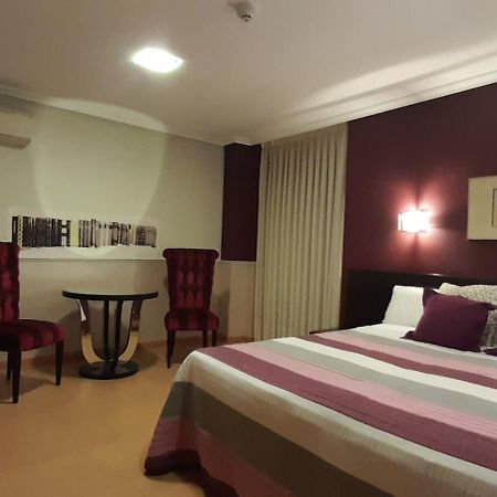 Hostal El Lechuguero Cascante ภายนอก รูปภาพ