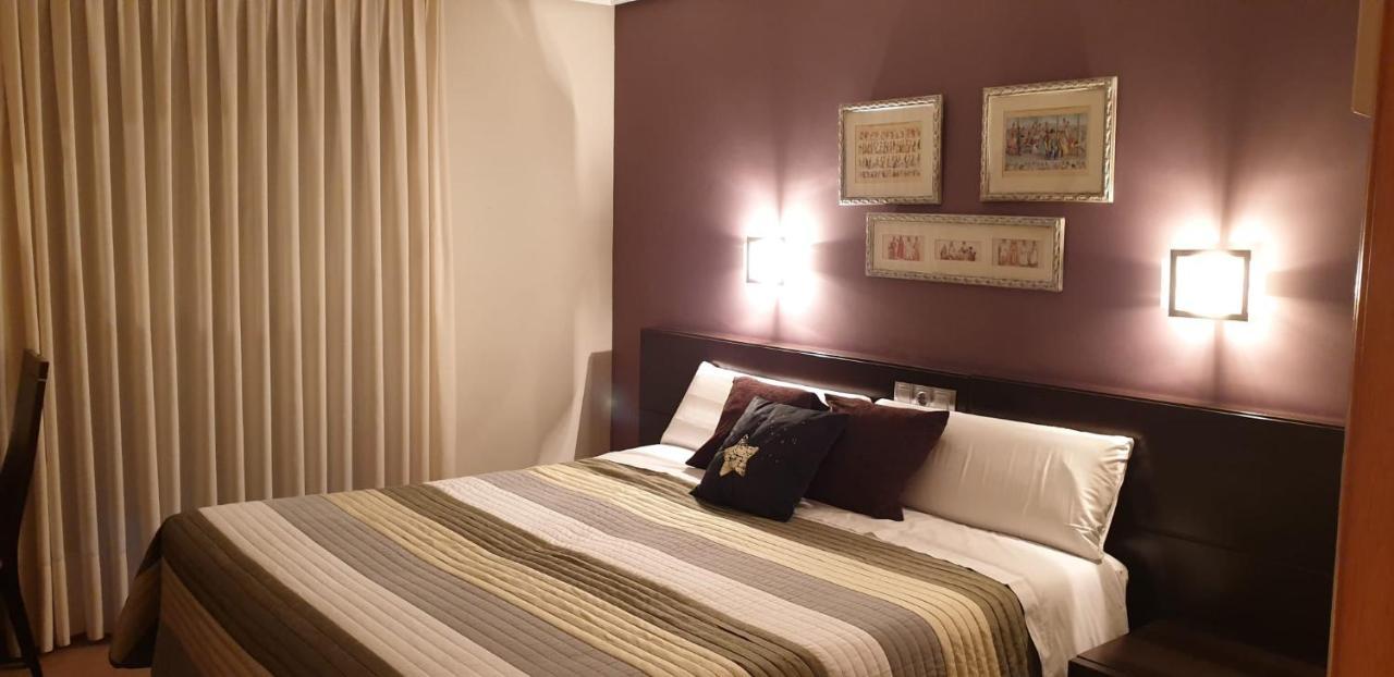 Hostal El Lechuguero Cascante ภายนอก รูปภาพ