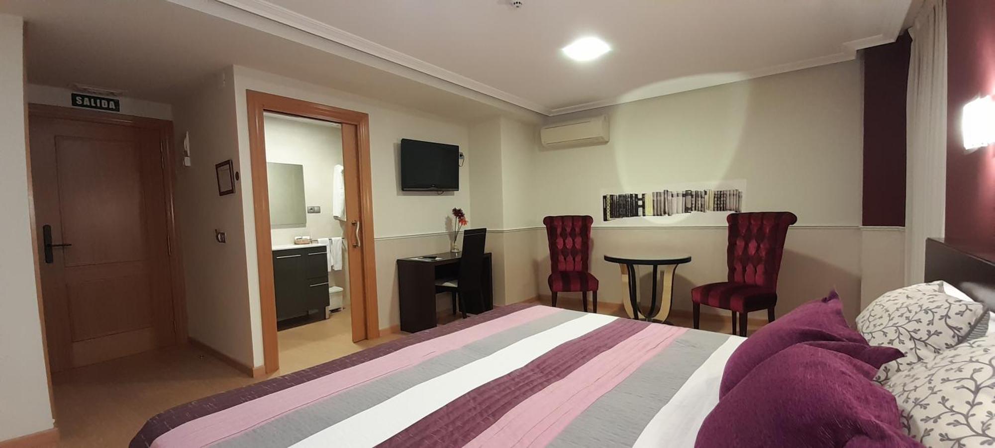 Hostal El Lechuguero Cascante ภายนอก รูปภาพ