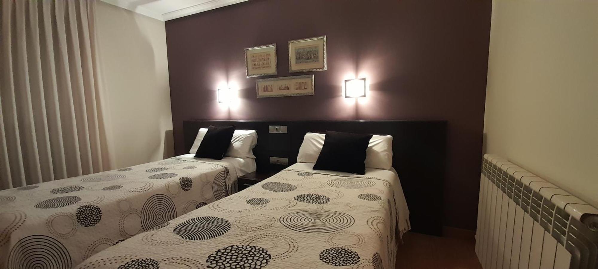 Hostal El Lechuguero Cascante ภายนอก รูปภาพ