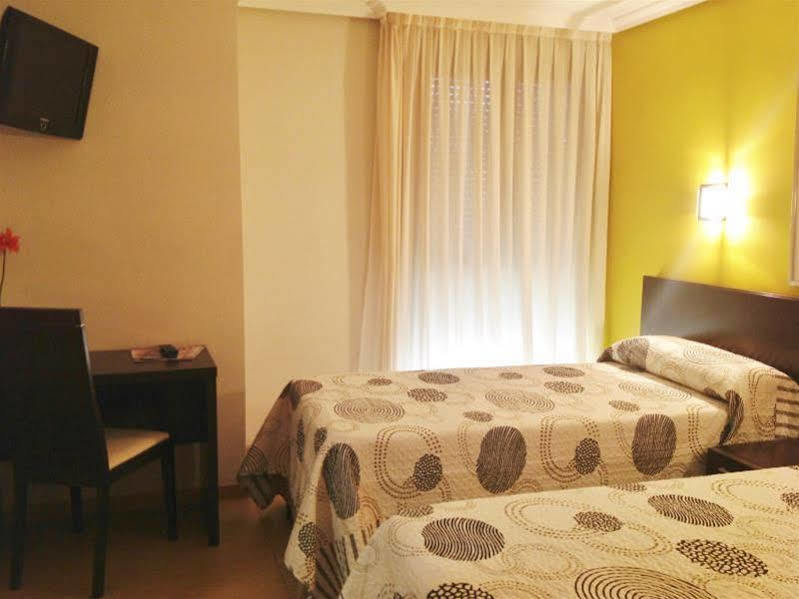 Hostal El Lechuguero Cascante ภายนอก รูปภาพ