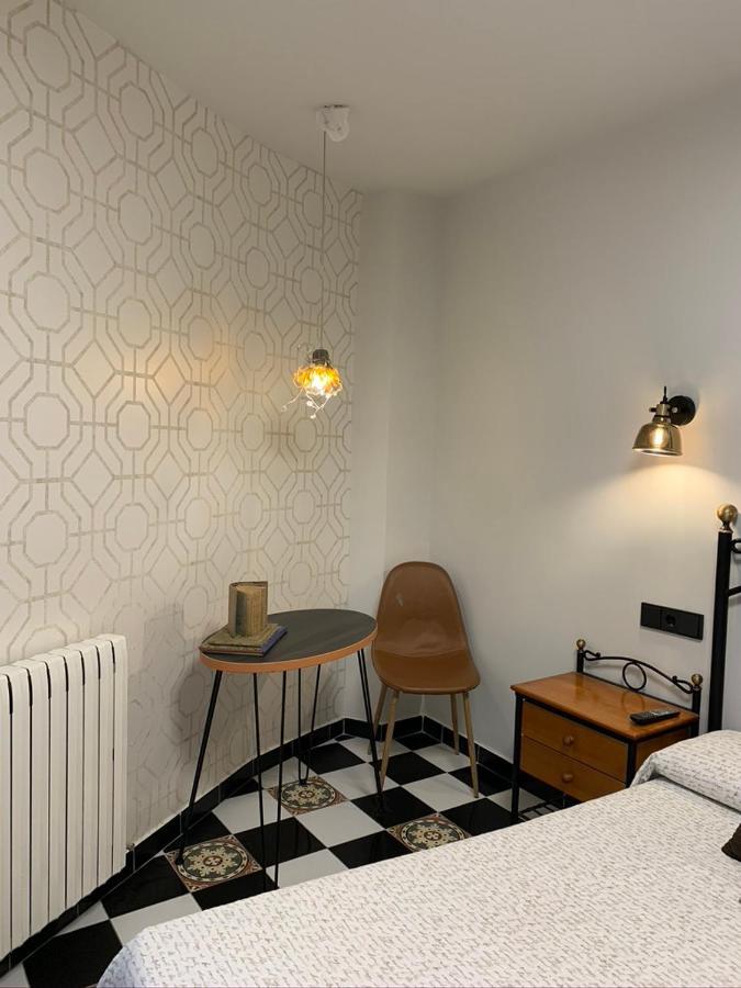 Hostal El Lechuguero Cascante ภายนอก รูปภาพ